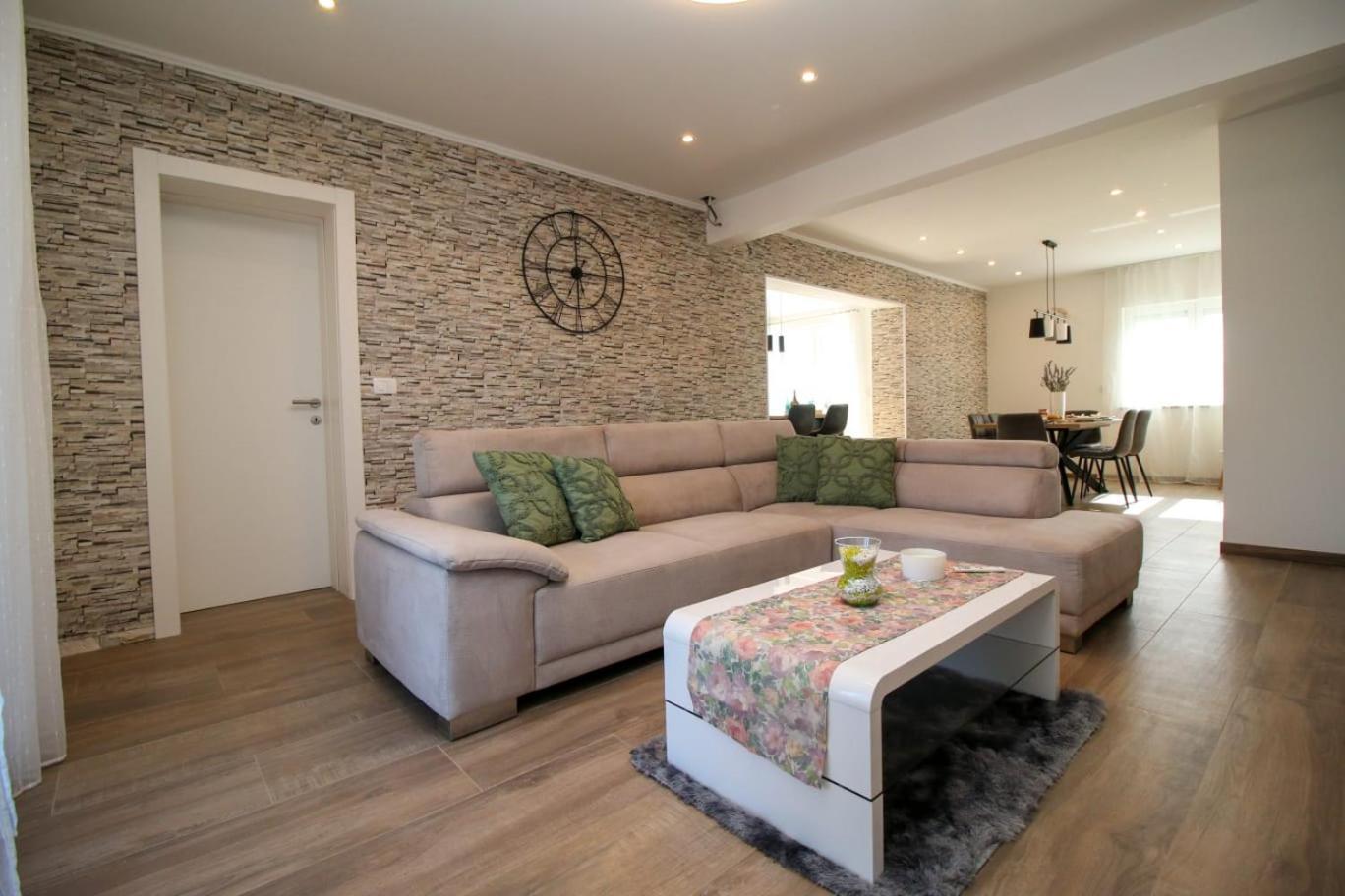 Apartman Nerlovic Poreč Eksteriør bilde